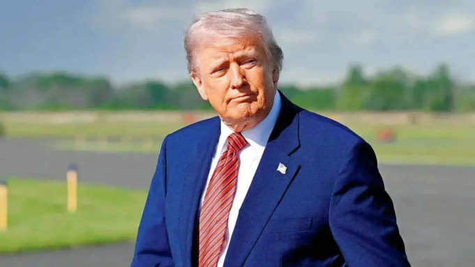 Trump presiona para que se revise el acuerdo con Irán mientras las cuestiones nucleares y de sanciones siguen sin resolverse