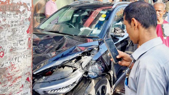 Vile-Parle-car-1781823770448_d.png