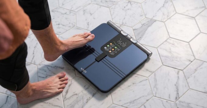 Wyze Scale BodyScan rastrea más que solo su peso por $80