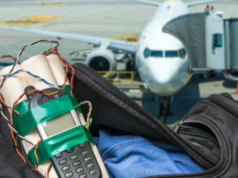 La amenaza de bomba en el aeropuerto de Mumbai resulta ser un engaño y se investiga