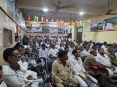 Los conductores de taxis y automóviles no marathi acuden en masa a las clases de marathi antes de la fecha límite del 15 de agosto