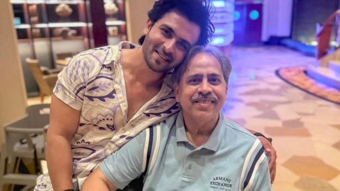 Al padre de Shoaib Ibrahim le quitaron el respirador y comparte que la recuperación muestra avances