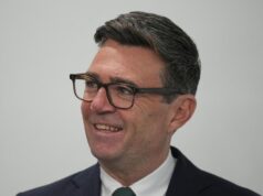 El primer ministro británico Burnham asegura a Albanese el apoyo de Rabbitoh