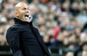 La leyenda francesa Zinedine Zidane, nuevo entrenador de la selección nacional