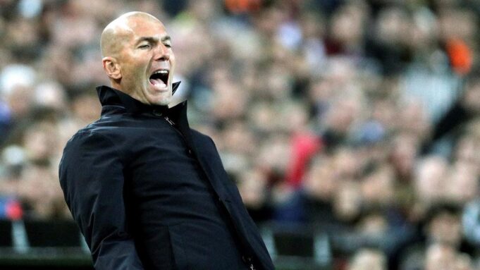 La leyenda francesa Zinedine Zidane, nuevo entrenador de la selección nacional