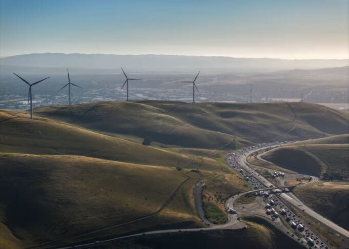 El gobierno de Trump admite la cancelación de subvenciones para energía limpia en los estados que votaron por Harris