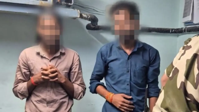 DelhiMetropistolseized-1783013226337_d.png
