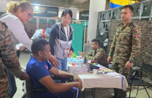 El equipo médico del ejército indio recibe elogios de los supervivientes