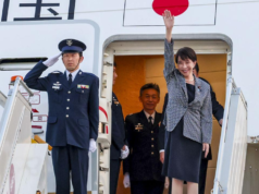 El primer ministro japonés Sanae Takaichi llega a la India para una visita de tres días; cumbre anual con el primer ministro Modi el jueves