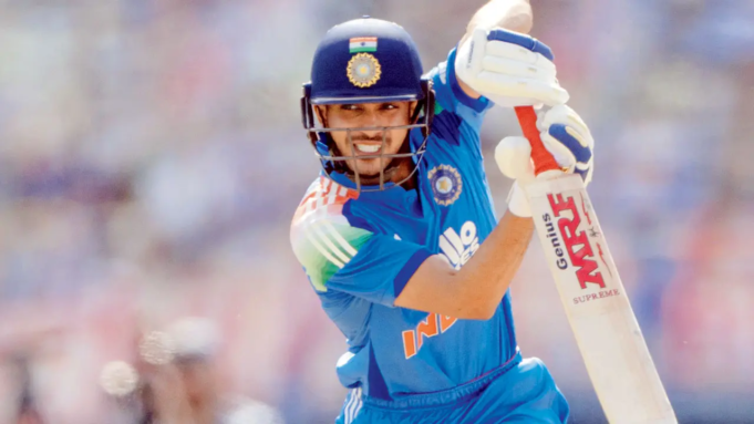 India despide temprano a Inglaterra, pero Rohit-Kohli fracasa