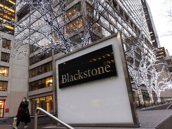 Kuwait sella un acuerdo histórico para un oleoducto de 16.000 millones de dólares con Blackstone, KKR y Brookfield para aumentar la capacidad petrolera