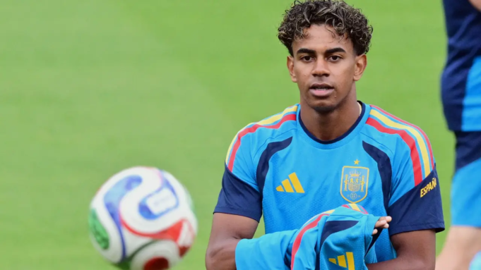 Lamine Yamal está perfectamente preparado para el choque con Austria, dice el técnico De La Fuente
