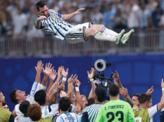 Argentina logra una remontada épica en el Mundial para vencer a Egipto y llegar a cuartos