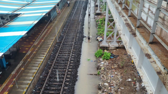 mumbai-train-news-raj-1783427594361_d.png