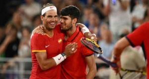 Rafael Nadal y Carlos Alcaraz felicitan a España tras la victoria en semifinales ante Francia