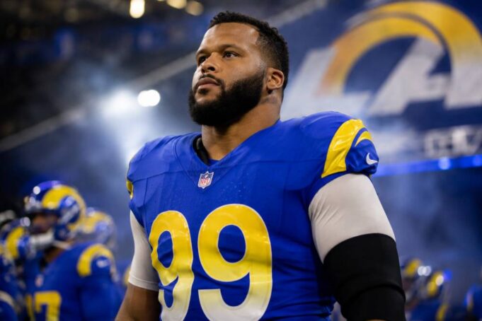 Aaron Donald está cerca de decidir su regreso a la NFL con Los Angeles Rams