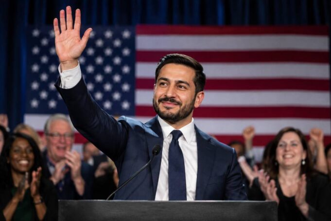 Abdul El-Sayed gana la primaria demócrata al Senado en Michigan y enfrentará a Mike Rogers