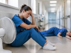 Enfermeros se desmayan por el calor extremo en hospitales del Reino Unido, alerta sindicato