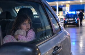 Río Gallegos: la familia de una niña hallada sola en un auto reclama medidas de protección