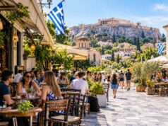 Grecia se convierte en una «economía de cafeterías»: un estudio de la LSE alerta sobre la baja productividad